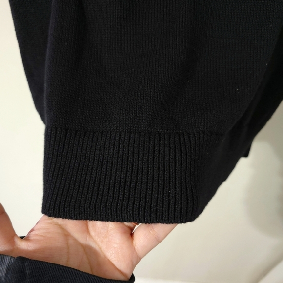 ROZ & ALI Half Sleeve Black Knit Sweater Blouse Metallic Jaquard Filagree Front - Picture 4 of 14